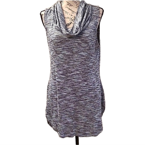 Knox Rose Dresses & Skirts - Knox Rose Sleeveless Knit Sweater Tunic Dress